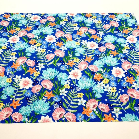 Watercolor Blue Floral Quilt Fat Quarter Fabric 100% Cotton 18" x 21" Min Cut - Picture 6 of 6